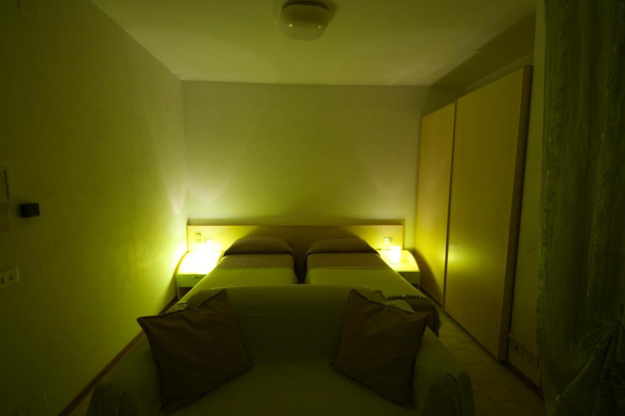 Residence Parmigianino Parma Bagian luar foto