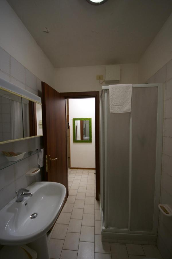 Residence Parmigianino Parma Bagian luar foto